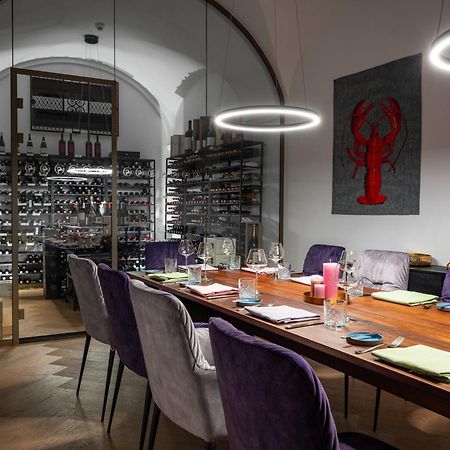 גמונדן Boutiquehotel Zum Goldenen Hirschen מראה חיצוני תמונה