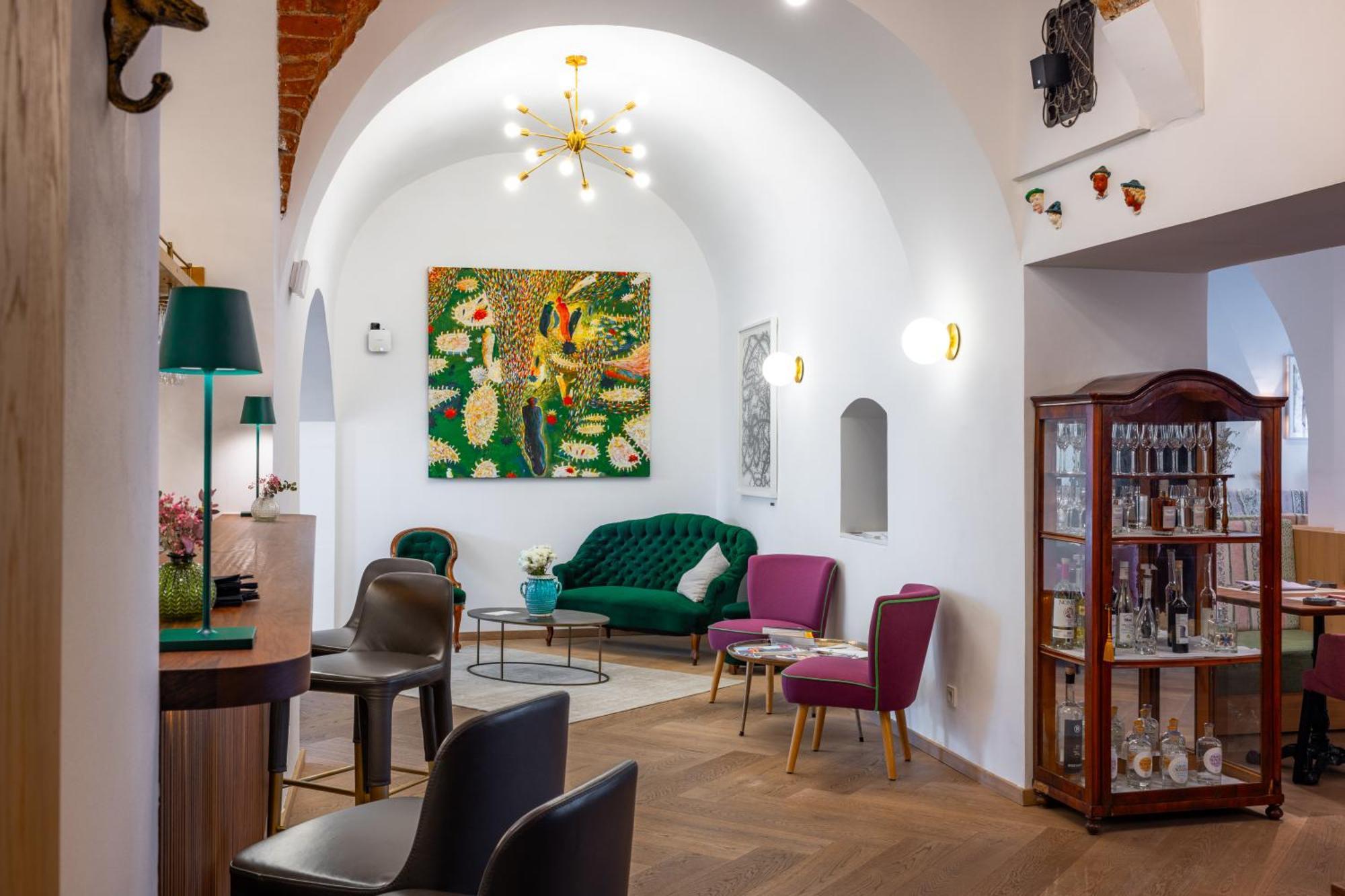 גמונדן Boutiquehotel Zum Goldenen Hirschen מראה חיצוני תמונה